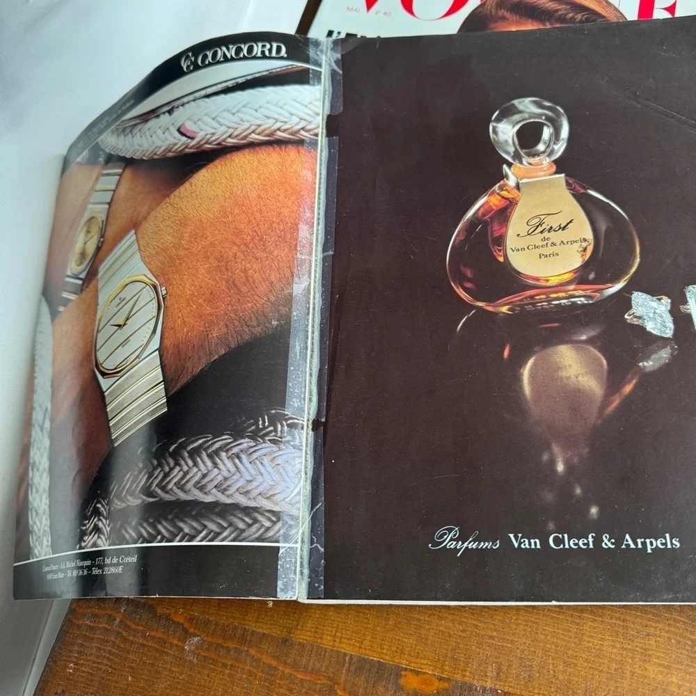 Magazine VOGUE Paris 657 June 1985 - Picture 3 of 3